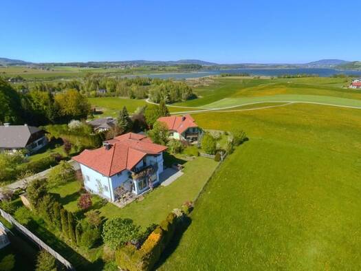 Haus zum Kauf 1.231 m² Grundstück Seekirchen am Wallersee 5201