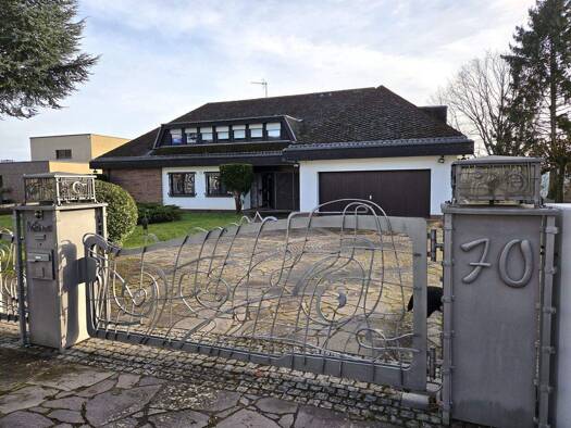 Einfamilienhaus zum Kauf 995.000 € 8 Zimmer 365 m² 1.925 m² Grundstück frei ab sofort Saarburg 54439