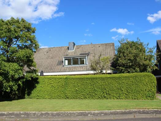 Einfamilienhaus zur Miete 1.450 € 7 Zimmer 170 m² 1.044 m² Grundstück frei ab sofort St. Tönis Tönisvorst 47918