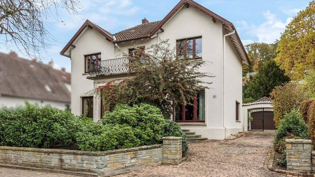 Einfamilienhaus zum Kauf 395.000 € 8 Zimmer 226 m² 1.334 m² Grundstück frei ab 01.11.2026 Melle-Mitte Melle 49324