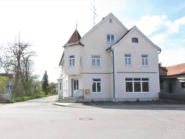 Einfamilienhaus zum Kauf 649.000 € 11 Zimmer 315 m² 451 m² Grundstück Langenpreising 85465