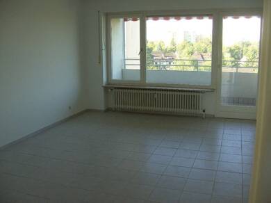 Wohnung zur Miete 1.100 € 3 Zimmer 95 m² 8. Geschoss frei ab sofort Büchenbach - Nord Erlangen 91052
