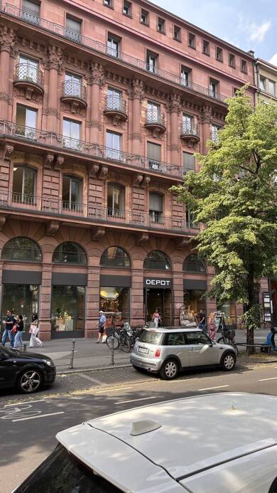 Wohnung zur Miete 2.175 € 2 Zimmer 92 m² Dachgeschoss, 6. Geschoss frei ab 01.10.2025 Kaiserstraße 8 Bahnhofsviertel Frankfurt am Main 60311