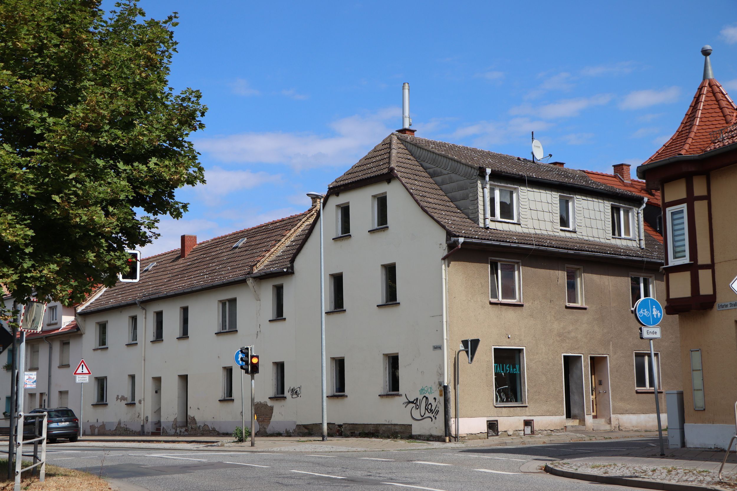 Mehrfamilienhaus zum Kauf 98.000 € 15 Zimmer 471 m²<br/>Wohnfläche 454 m²<br/>Grundstück Sömmerda Sömmerda 99610