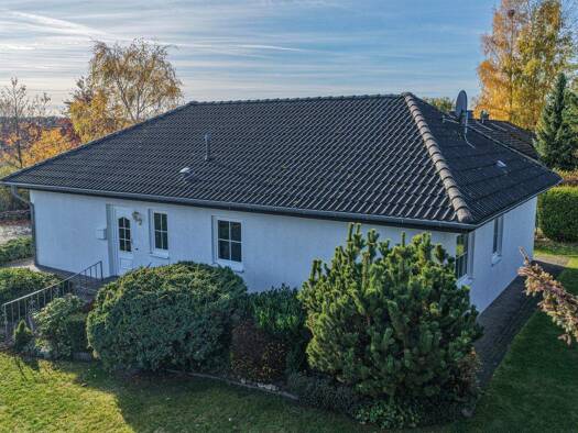 Bungalow zum Kauf 290.000 € 4 Zimmer 113 m² 790 m² Grundstück Heidjer Kuppe 6 Wriedel 29565