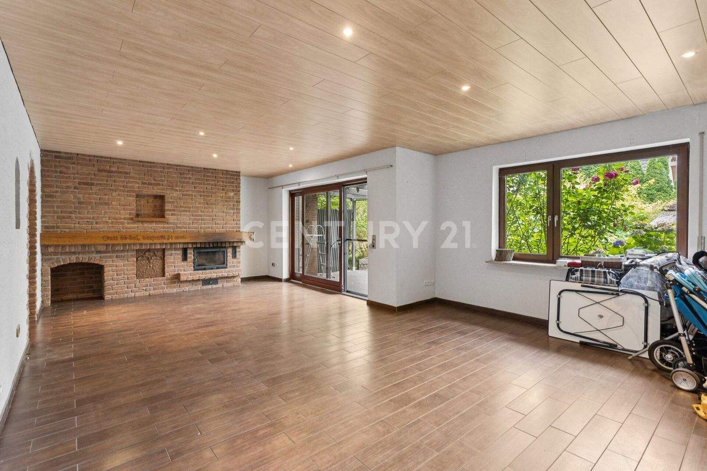 Immobilie in Hagen im Bremischen - ** Zweifamilienhaus mit Vollkeller ** - XL Haus bietet Platz für jeden - Bild 2