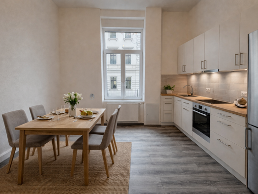 Wohnung zur Miete 1.000 € 2,5 Zimmer 85,7 m² Rheinstraße 104 Wiesbaden 65185