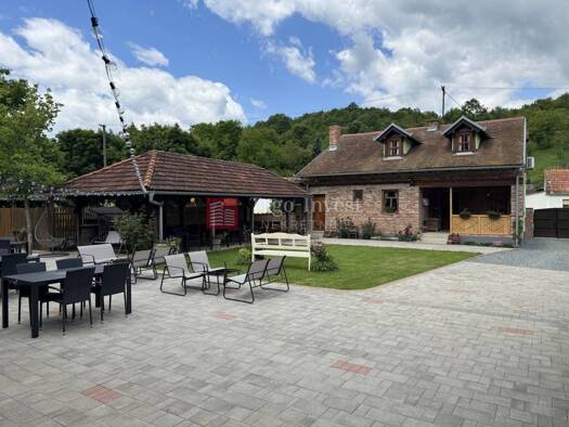 Einfamilienhaus zum Kauf 650.000 € 6 Zimmer 375 m² Stara Kapela, Nova Kapela Nova Kapela 35410