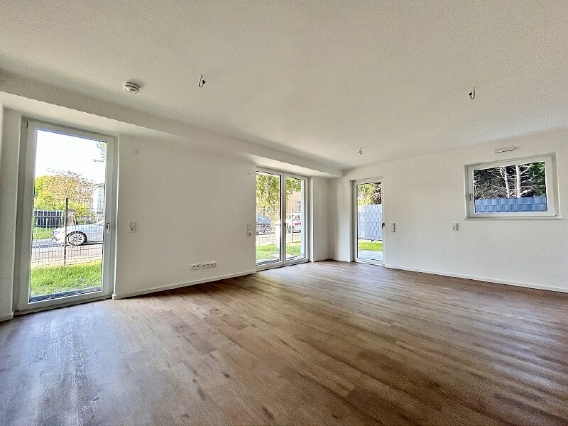 Wohnung zur Miete 1.049 € 2,5 Zimmer 77,7 m²<br/>Wohnfläche EG<br/>Geschoss Tonbergstraße 10 Cotta (Cossebauder Str.) Dresden 01157