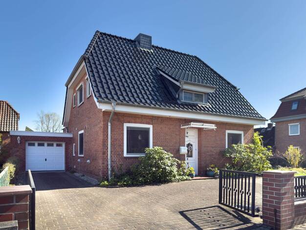 Einfamilienhaus zum Kauf 585.000 € 5 Zimmer 162 m² 2.156 m² Grundstück Schwarzenbek 21493