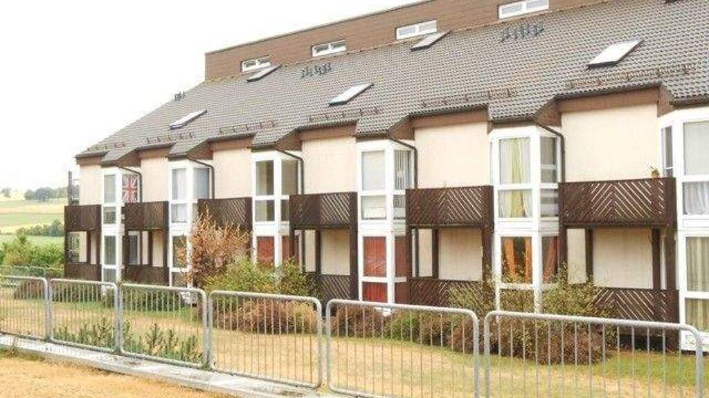 Studio zur Miete 290 € 1 Zimmer 39 m² Innenstadt Hof 95028