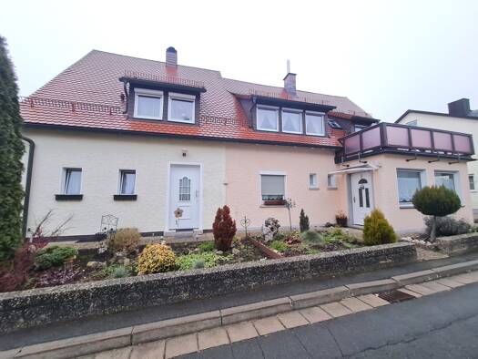 Mehrfamilienhaus zum Kauf 599.000 € 13 Zimmer 288,8 m² 845 m² Grundstück Forstlahm Kulmbach 95326