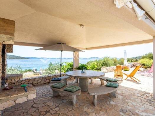 Haus zum Kauf 980.000 € 3 Zimmer 75 m² Vinisce Marina