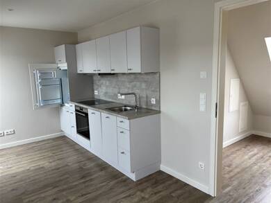 Wohnung zur Miete 960 € 1 Zimmer 35,6 m² Dachgeschoss Kirchenweg 13-15 Westerland Sylt 25980