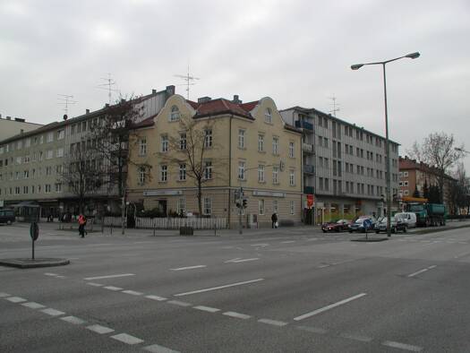 Wohnung zur Miete 581 € 1 Zimmer 23 m² 2. Geschoss frei ab 16.10.2026 Moosacher Straße 23 Milbertshofen-Am Hart München 80809