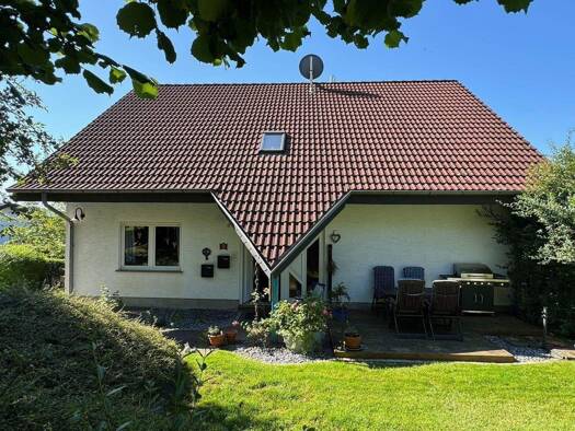 Einfamilienhaus zum Kauf 399.000 € 8 Zimmer 217 m² 657 m² Grundstück Naumburg 34311