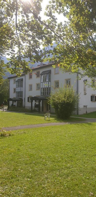 Wohnung zur Miete 687 € 2 Zimmer 52,5 m²<br/>Wohnfläche 2.<br/>Geschoss ab sofort<br/>Verfügbarkeit Schoedtlweg 2b Bad Reichenhall Bad Reichenhall 83435