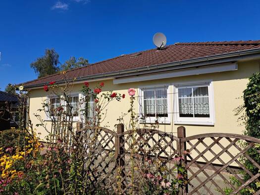 Bungalow zum Kauf 269.000 € 2 Zimmer 80 m² 430 m² Grundstück Arthur-Boskamp-Weg 7 Hohenlockstedt 25551