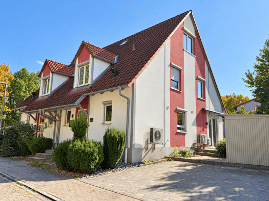 Doppelhaushälfte zum Kauf provisionsfrei 579.000 € 5 Zimmer 153 m² 275 m² Grundstück frei ab sofort An der Grube 14 Langenzenn Langenzenn 90579