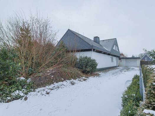 Haus zum Kauf 289.000 € 6 Zimmer 172,5 m² 718 m² Grundstück frei ab 01.04.2026 Rickert 24782