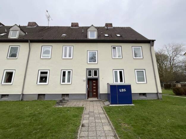 Wohnung zur Miete 329 € 2 Zimmer 49,2 m² 1. Geschoss frei ab 27.03.2026 Salzastraße 11 Fedderwardergroden Wilhelmshaven 26388