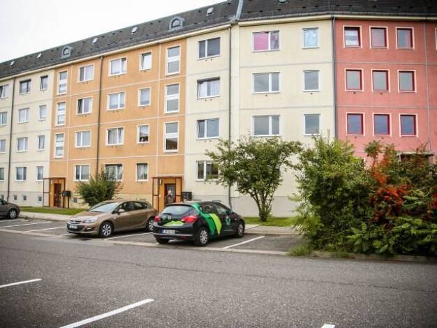 Wohnung zur Miete 298 € 2 Zimmer 56,5 m² 2. Geschoss frei ab sofort A.-Förster-Straße 11 Löbau Löbau 02708