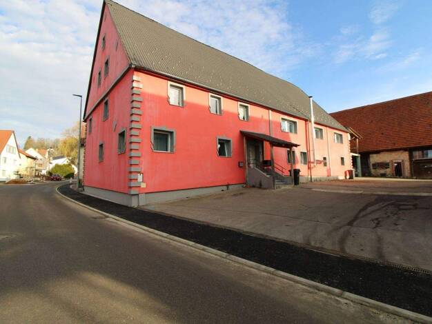 Mehrfamilienhaus zum Kauf als Kapitalanlage geeignet 550.000 € 12 Zimmer 502 m² 813,1 m² Grundstück Söhnstetten Steinheim am Albuch 89555