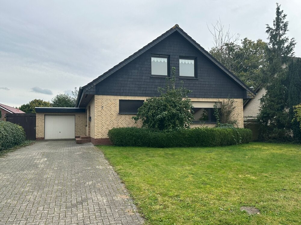 Einfamilienhaus zum Kauf 220.000 € 6 Zimmer 189 m²<br/>Wohnfläche 831 m²<br/>Grundstück Flachsmeer Westoverledingen 26810