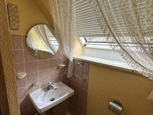 Doppelhaushälfte zum Kauf provisionsfrei 145.000 € 3 Zimmer 96 m² 716 m² Grundstück Keetzstraße 8 Hitzacker 29456