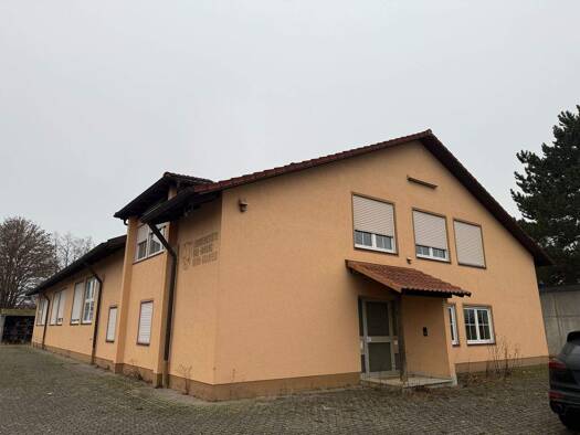 Sonstiges zur Miete 3.500 € 2.200 m² Grundstück Bad Neustadt Bad Neustadt/Saale 97616