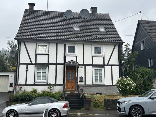 Mehrfamilienhaus zum Kauf 135.000 € 8 Zimmer 147 m² 194 m² Grundstück frei ab 01.04.2027 Peisel Gummersbach 51647