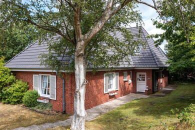 Einfamilienhaus zum Kauf provisionsfrei 540.000 € 6 Zimmer 220 m² 1.472 m² Grundstück Schobüll Husum/Schobüll 25813