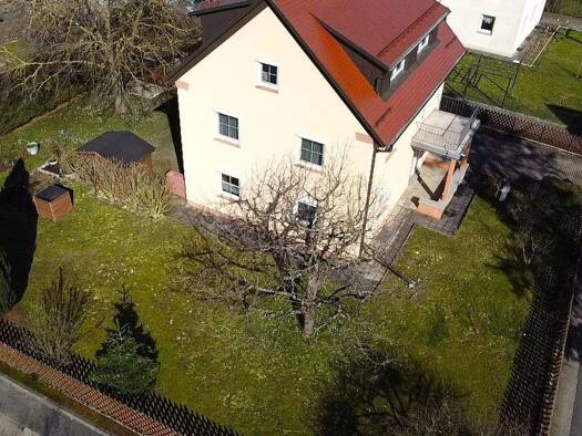 Einfamilienhaus zum Kauf 561.000 € 8 Zimmer 182 m² 806 m² Grundstück frei ab 01.04.2026 Heubach 73540