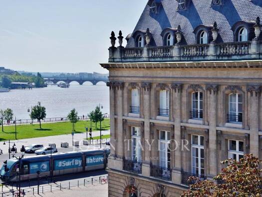 Haus zum Kauf 1.550.000 € 12 Zimmer 344 m² Jardin Public Bordeaux 33000