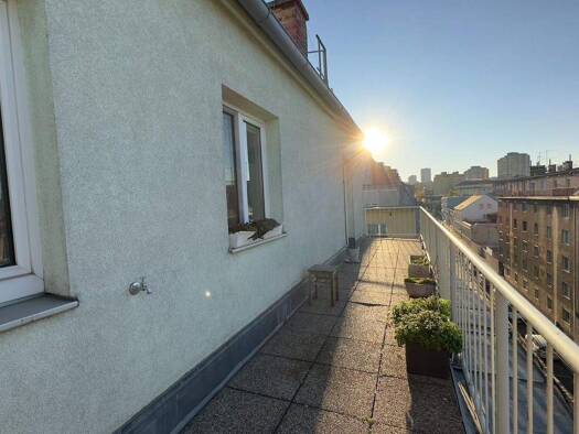 Terrassenwohnung zum Kauf 238.000 € 2 Zimmer 63 m² 5. Geschoss Wien 1110