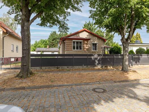 Bungalow zum Kauf 399.000 € 2 Zimmer 70 m² 380 m² Grundstück Berlin 12683