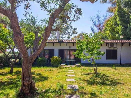 Haus zum Kauf 1.950.000 € 730 m² Roma 00148