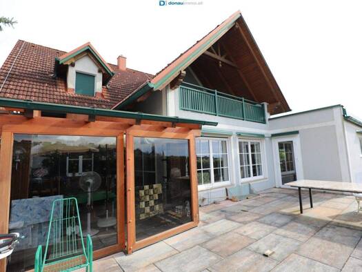 Einfamilienhaus zum Kauf 680.000 € 11,5 Zimmer 416,5 m² 2.948 m² Grundstück Klöch 8493