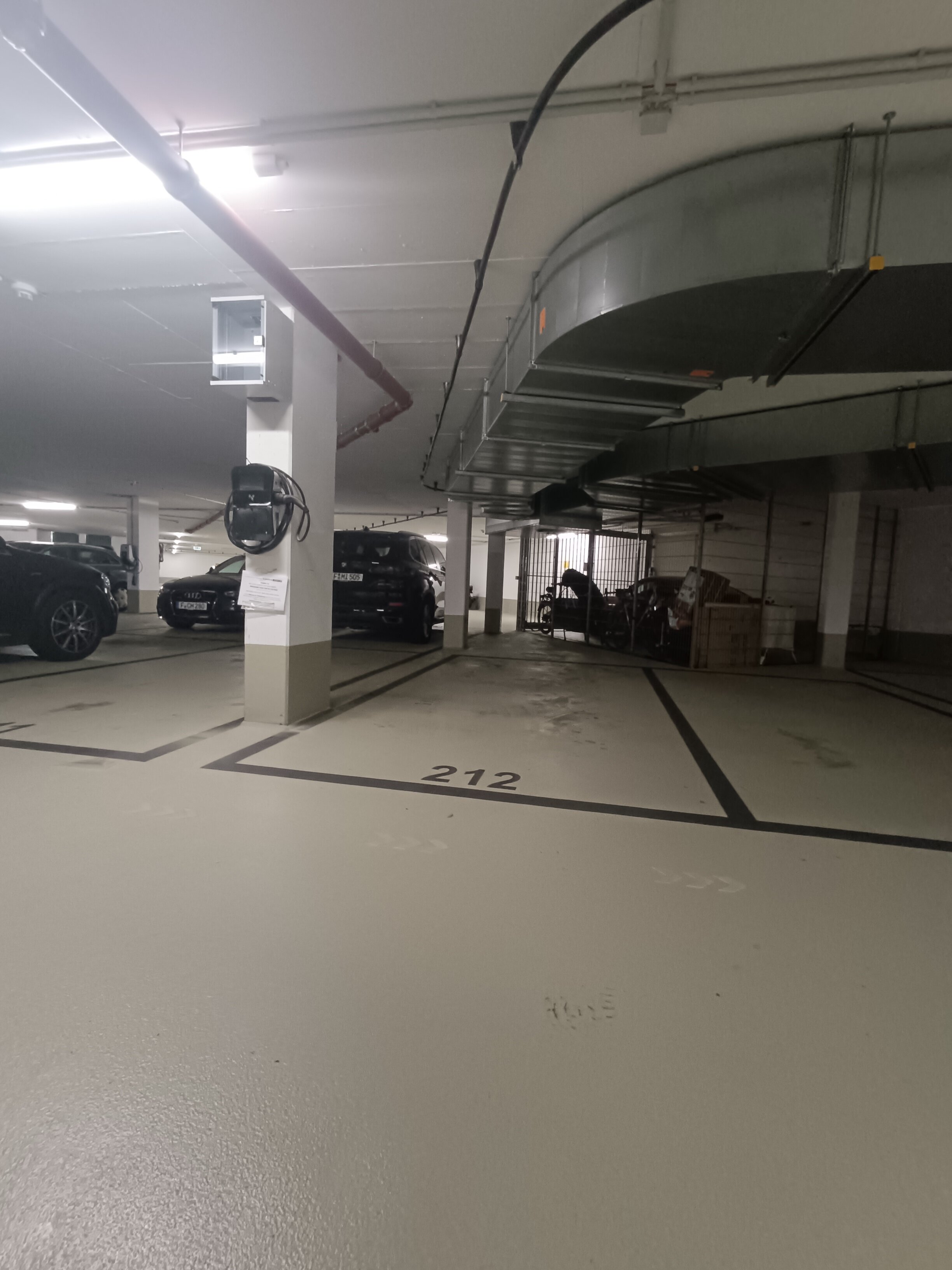 Garage/Stellplatz zur Miete provisionsfrei 225 € Brahmsstraße Nordend - West Frankfurt am Main 60318