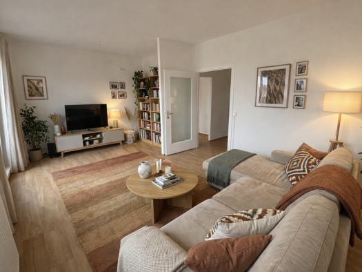 Wohnung zur Miete 742 € 6 Zimmer 108,9 m² 3. Geschoss frei ab 01.04.2026 Am Himmelreich 38 Suhl 98527