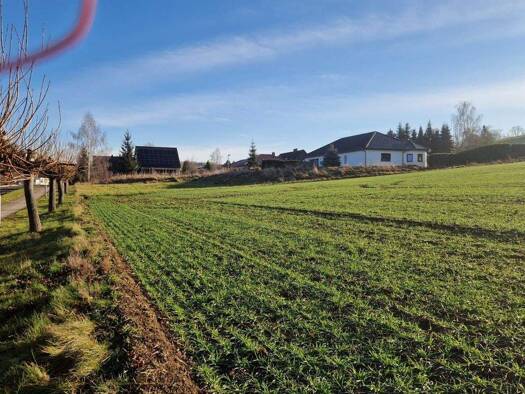 Grundstück zum Kauf 265.000 € 12.463 m² Grundstück Baugenehmigung vorhanden frei ab sofort Finninger Weg 10 Niederstriegis Roßwein 04741