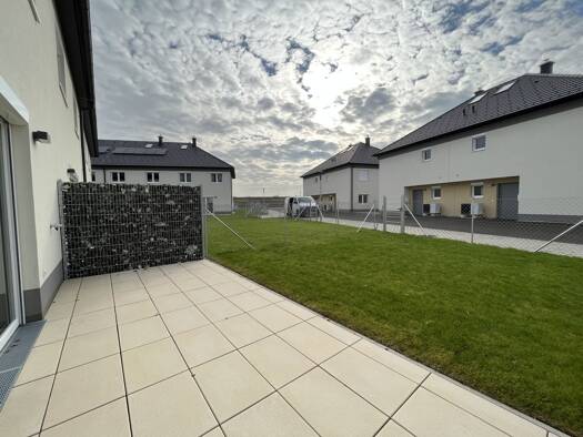 Reihenmittelhaus zur Miete 1.242 € 5 Zimmer 122,5 m² Ebreichsdorf 2442
