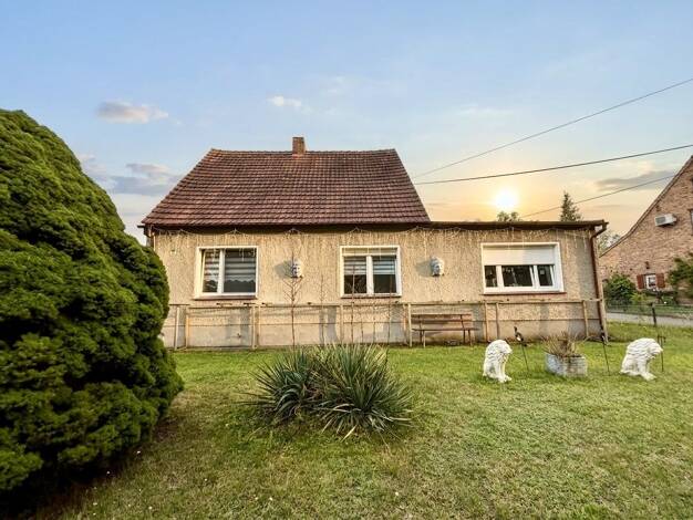 Einfamilienhaus zum Kauf 84.000 € 5 Zimmer 155 m² 1.200 m² Grundstück Bohsdorf Felixsee 03130