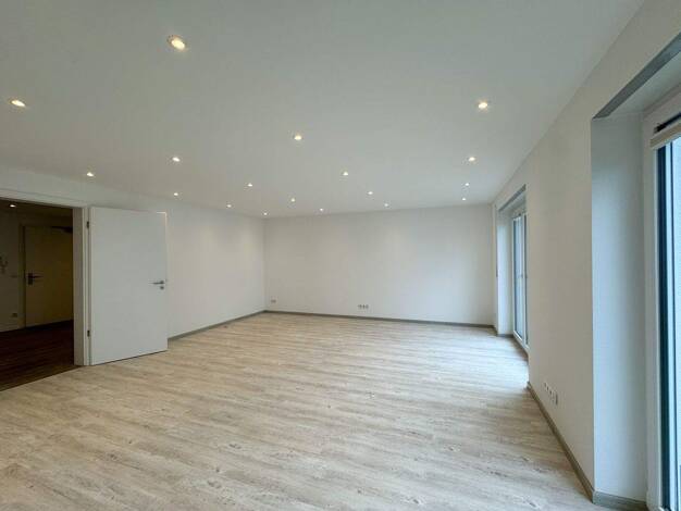 Wohnung zur Miete 1.380 € 4 Zimmer 137 m² Münzenberg 35516