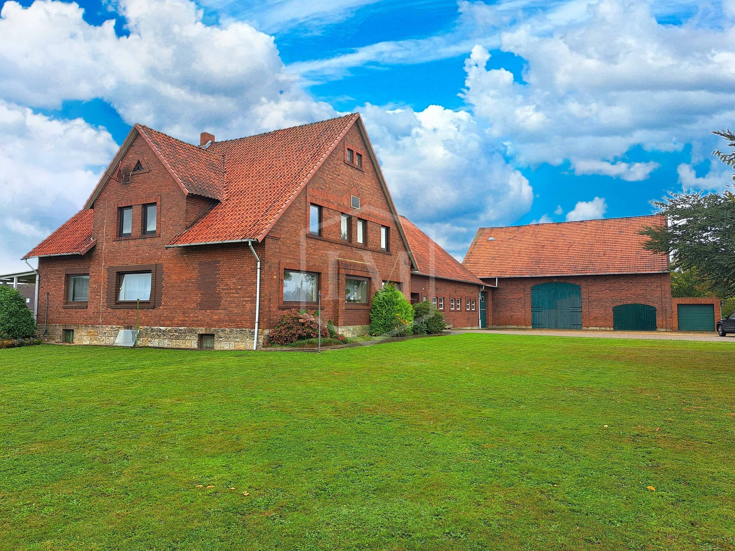 Bauernhaus zum Kauf 990.000 € 11 Zimmer 300 m²<br/>Wohnfläche 94.728 m²<br/>Grundstück Kernstadt Stadthagen 31655