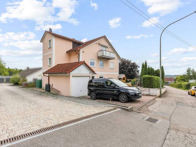 Wohnung zum Kauf 299.000 € 4 Zimmer 95,7 m² Tegernheim 93105