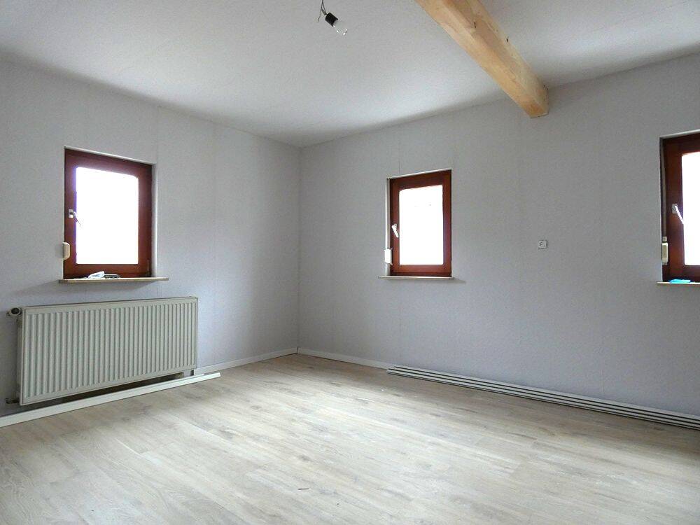 Einfamilienhaus zur Miete - Ansicht 4