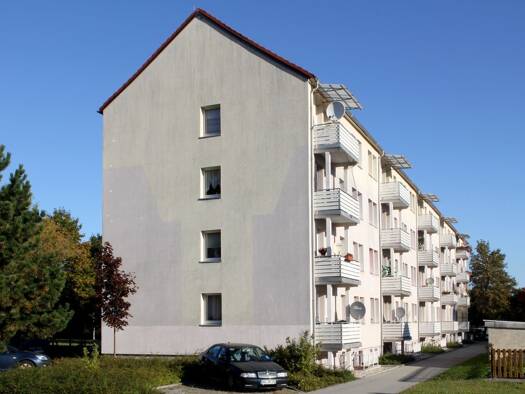 Wohnung zur Miete 377 € 3 Zimmer 58 m² 1. Geschoss Bahnhofstr. 108b Altdöbern 03229