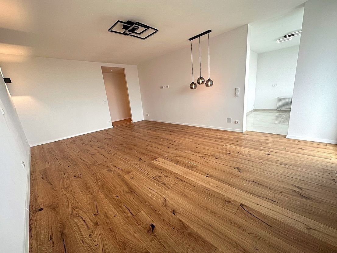 Wohnung zum Kauf provisionsfrei 589.000 € 3 Zimmer 88,7 m²<br/>Wohnfläche 5.<br/>Geschoss ab sofort<br/>Verfügbarkeit Unterhaching 82008