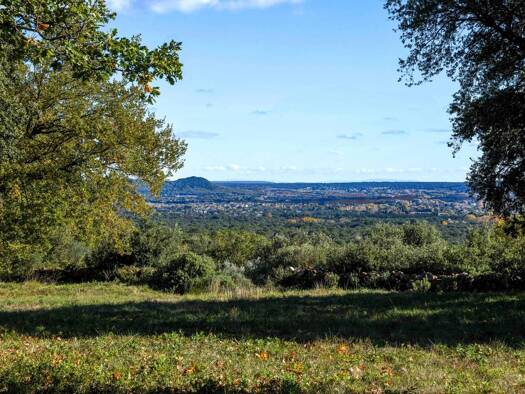 Einfamilienhaus zum Kauf 1.370.000 € 7 Zimmer 207 m² 64.341 m² Grundstück UZES 30700